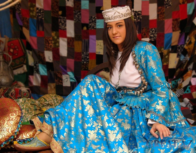 Азербайджанская  Национальная женская одежда / Azerbaycan Milli Qadin geyimleri
