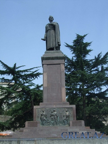 Памятники Тбилиси - Фотосессия