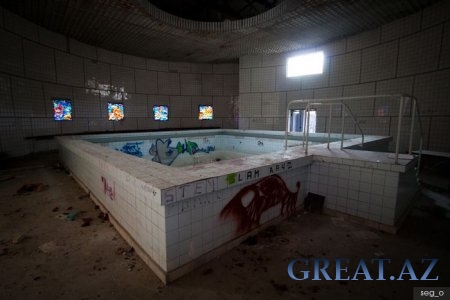 Заброшеный плавательный бассейн в Кисловодске