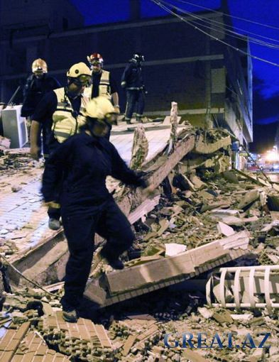 Землетрясение в Испании (Фото+Видео)