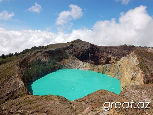 Самые удивительные кратерные озера