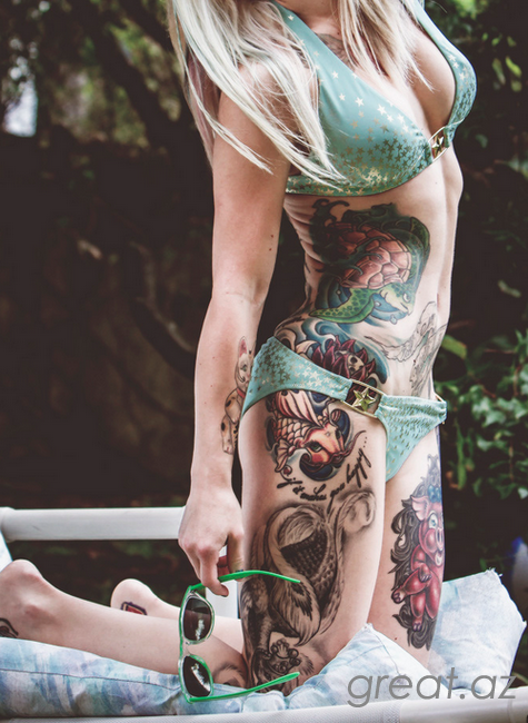 Татуированные девушки (120 Фото ню)