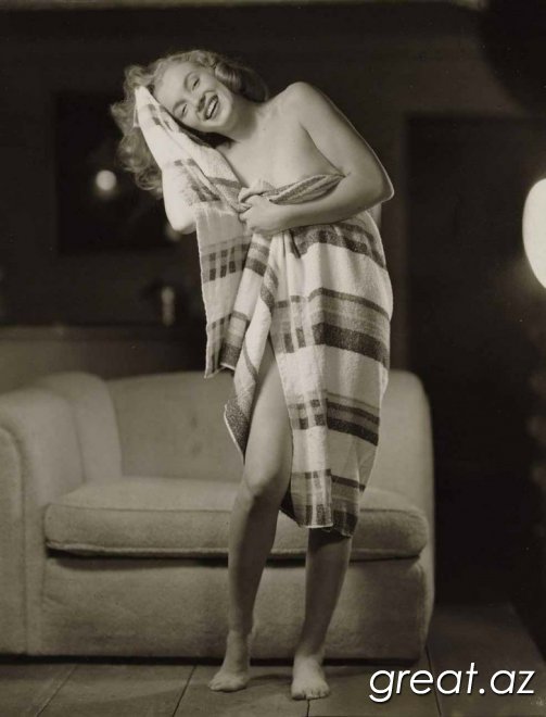 18 эротических фотографий Мэрилин Монро в самом начале ее карьеры