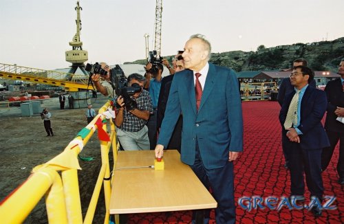 Общенациональный лидер Азербайджанского народа Гейдар Алирза Оглу Алиев