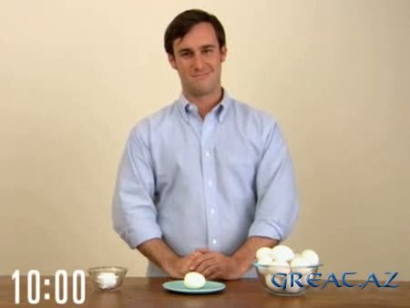 Как почистить яйцо за 10 секунд