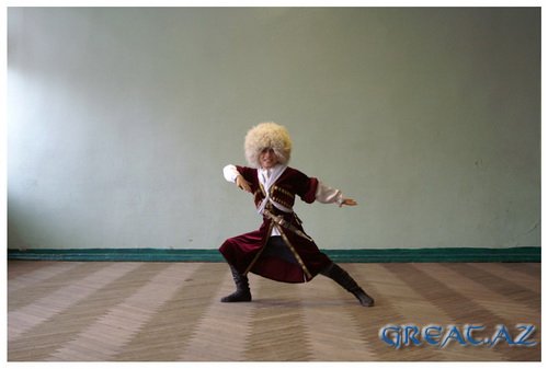 Танец азербайджанского ребенка