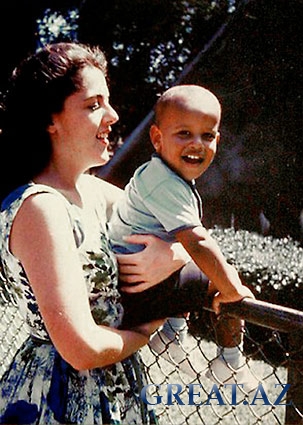 Мать президента США снималась голой (фото)