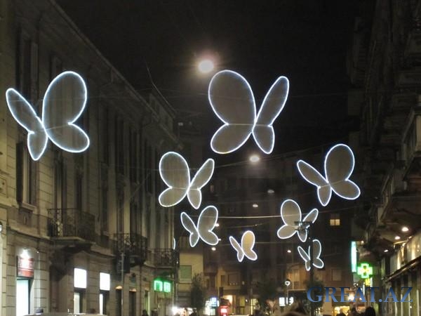 "Световые Бабочки" на улицах Милана