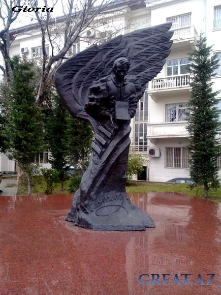 Памятник Тарасу Шевченко в Баку