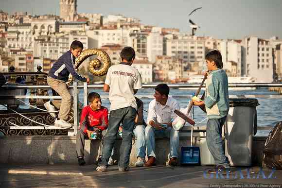 Стамбул. Рыбаки и старые рынки.
