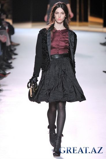 Неделя моды в Париже: Nina Ricci Fall