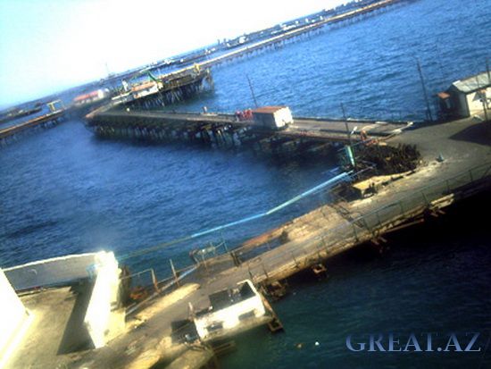 Нефтяные камни - город в открытом море Баку