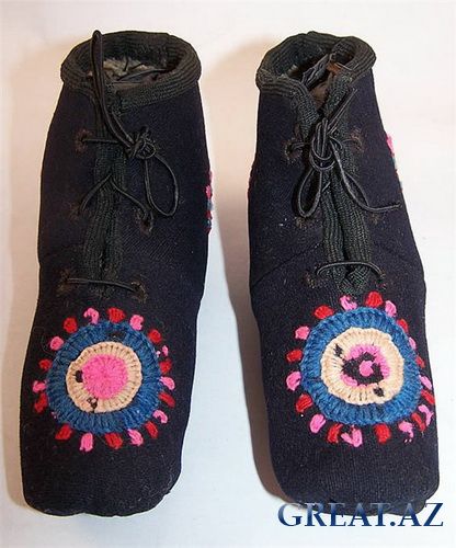 Старинная детская обувь (конец XIX - начало XX века)