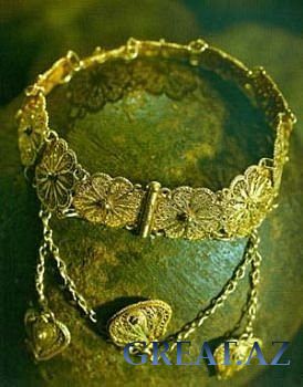 Древние женские украшения в Азербайджане