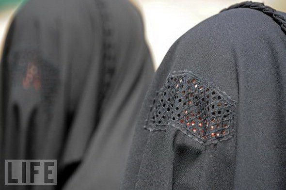 Хиджаб или паранджа?
