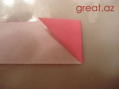 Как сделать маленькое сердечко оригами?