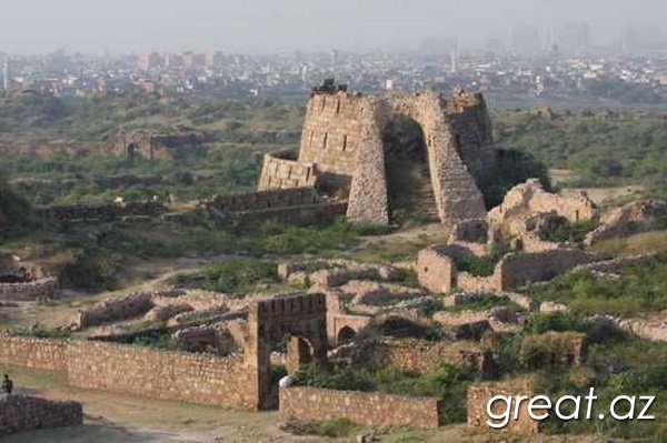 Топ 10 разрушенных замков и крепостей