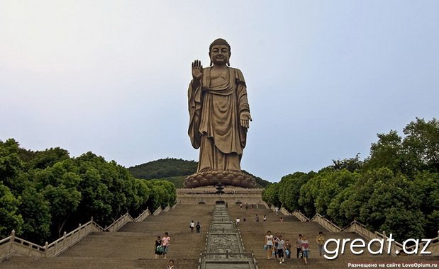 Самые высокие статуи мира (20 Фото+Текст)