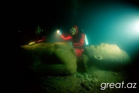 10 невероятных подводных руин