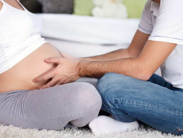 Любовь с мужем во время беременности: можно или нет?