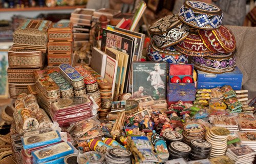 Какие сувениры привезти из Азербайджана?