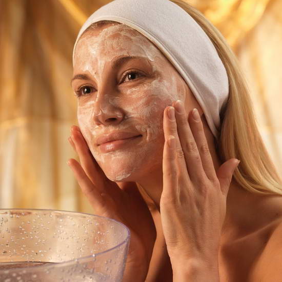 Как подтянуть кожу лица в домашних условиях: 3 лучших маски для лица