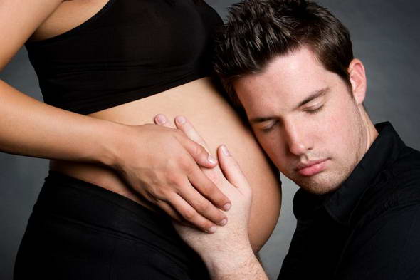 Как мужчина должен себя вести с беременной женой
