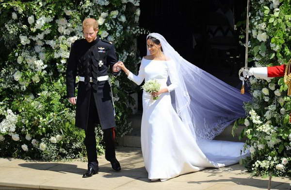Свадебный наряд Меган Маркл (фото)