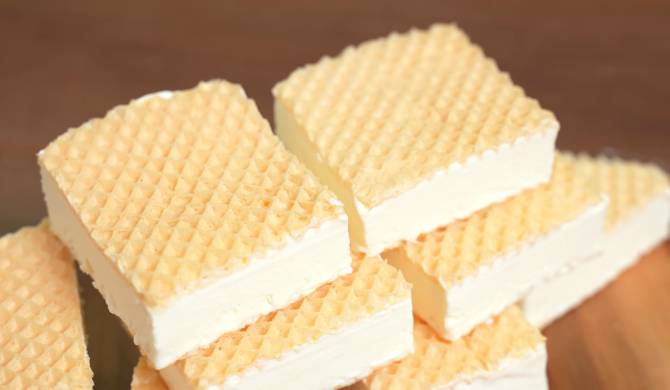 Домашнее мороженое из сливок и сгущенки: простой рецепт